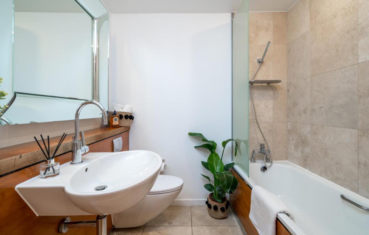 2 Bedroom Apartment With Park Views Shoreditch Londyn Zewnętrze zdjęcie