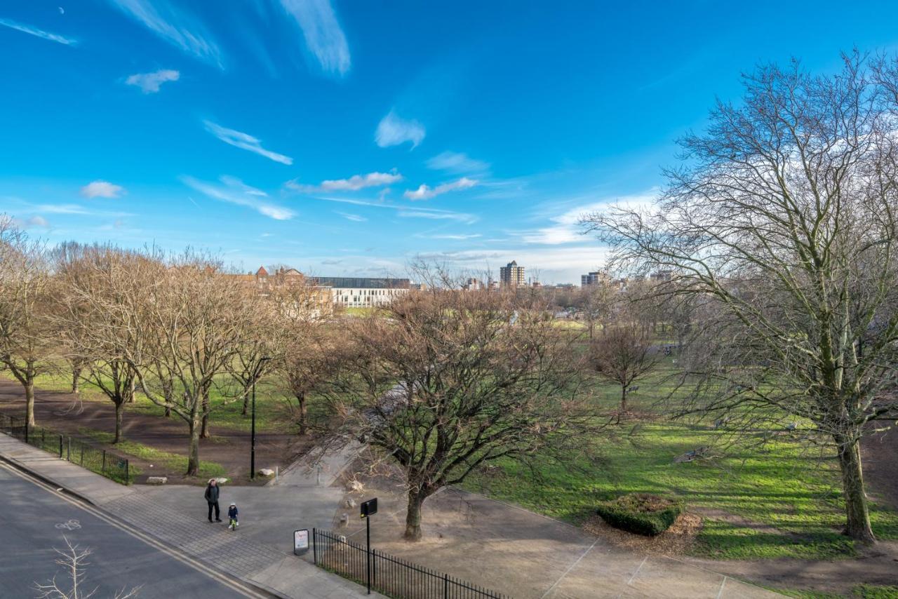 2 Bedroom Apartment With Park Views Shoreditch Londyn Zewnętrze zdjęcie
